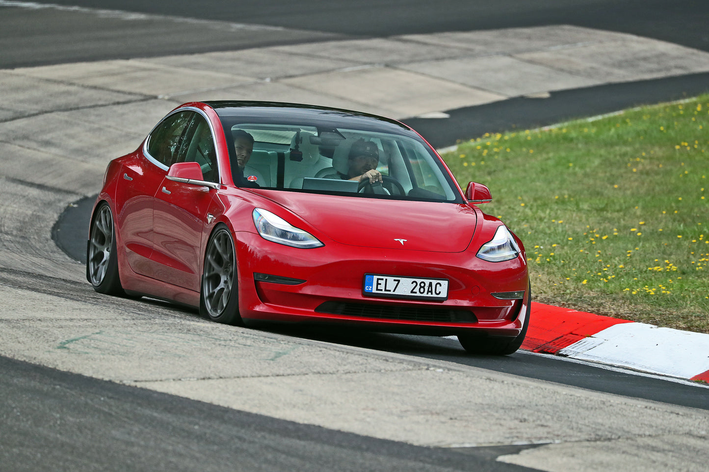 Signature Wheel / 1-Piece / Model 3 Model Y