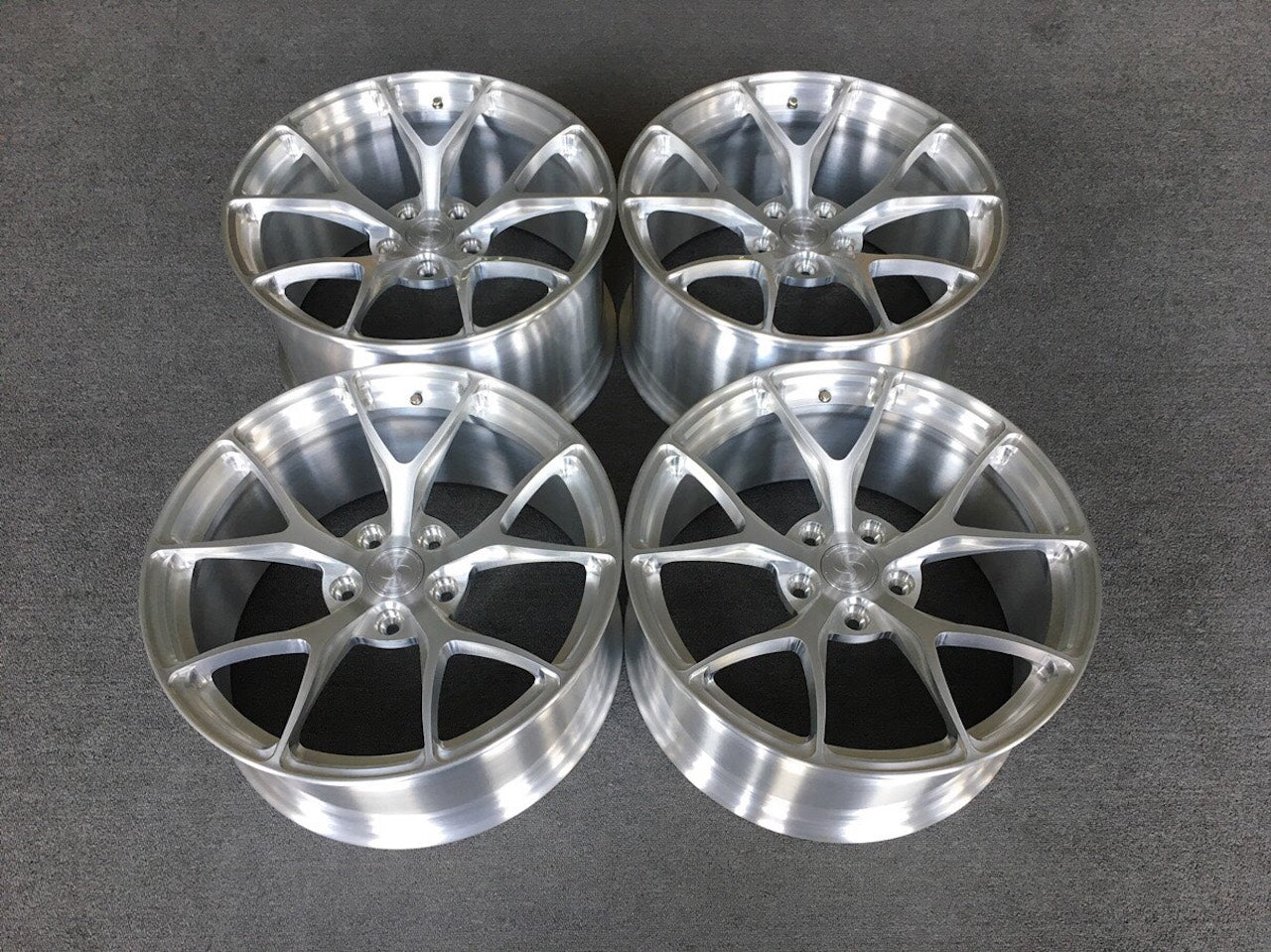 Signature Wheel / 1-Piece / Model S